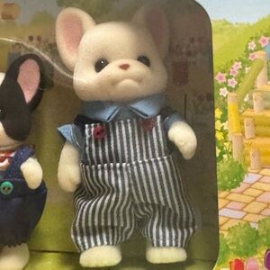 Dad bulldog calico critter